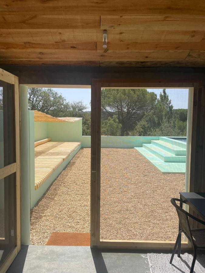 De Country house *